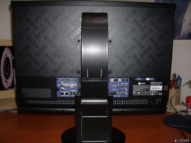 [開箱] EIZO FX2431開箱文