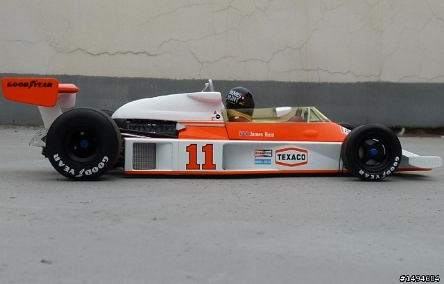 模型車收藏分享[028-Minichamps, 1/18, McLaren Ford M23, James Hunt, 1976]