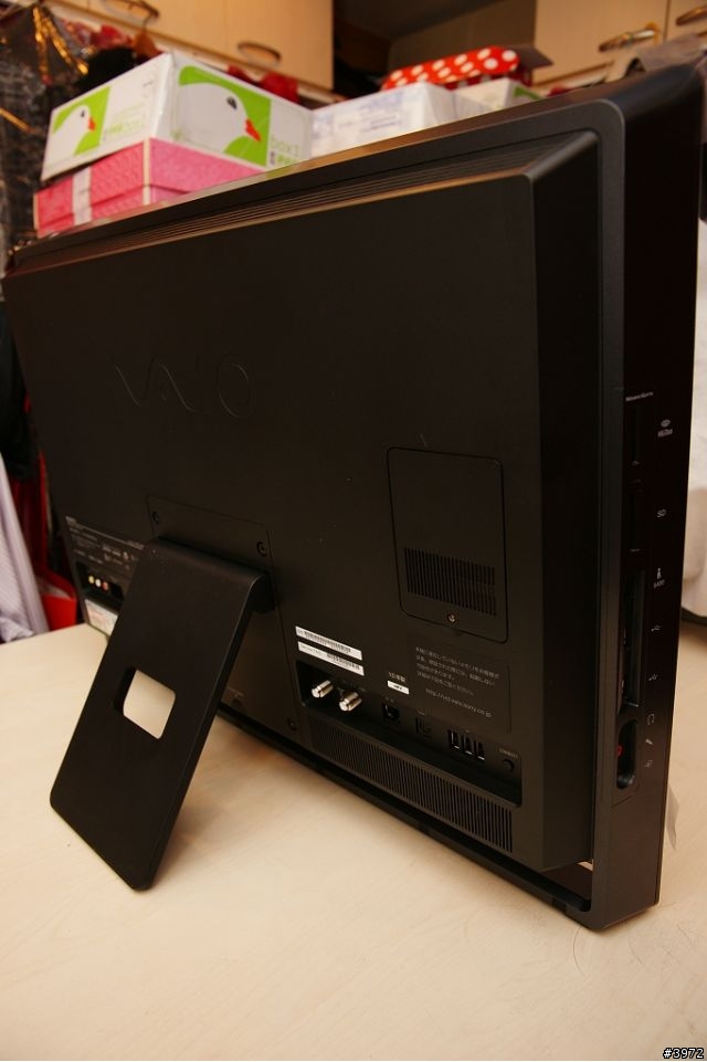 [簡易開箱]VAIO ALL IN ONE  L 系列