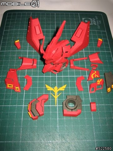 (紙模型)4/5更新浮遊砲    喜氣洋洋的沙薩比 SD Sazabi Ver.OP (PaperCraft)