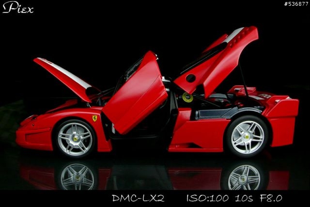 [1/18]ENZO Ferrari再進化－FXX
