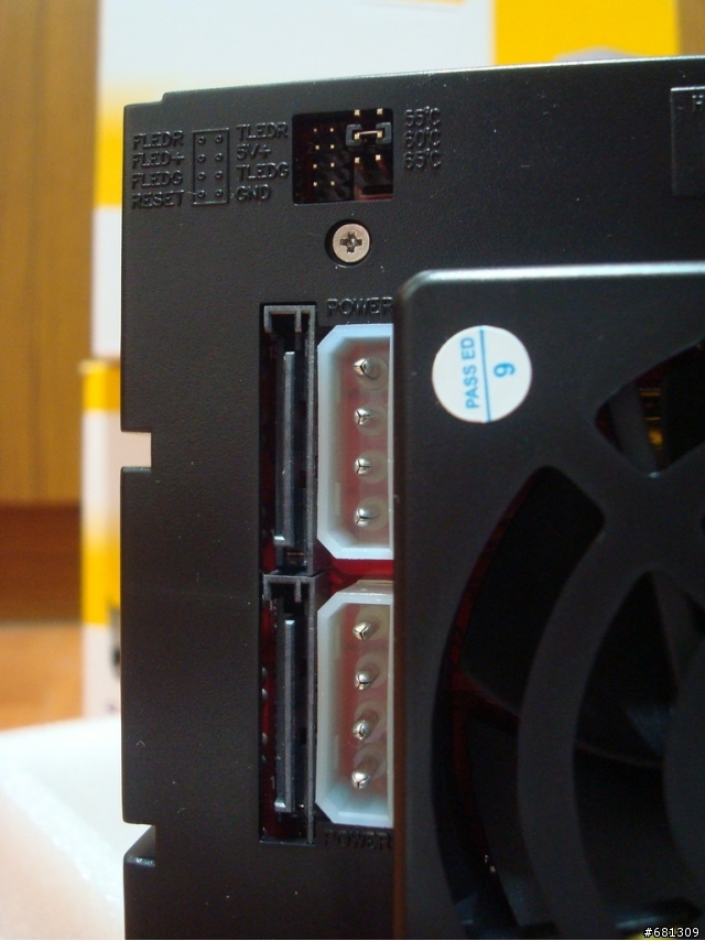 個人陣列伺服器分享~I7 920+ASUS P6X58D Permium+12GB DDR3 1600