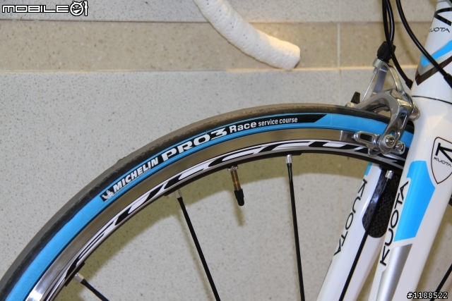 [開箱] 2010 KUOTA KOM ag2r 車隊版  ~~~  清新陽光 過年開箱