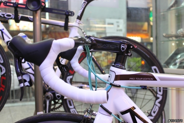 [開箱文]2010 AG2R KOM  車架開箱[成車圖補完]