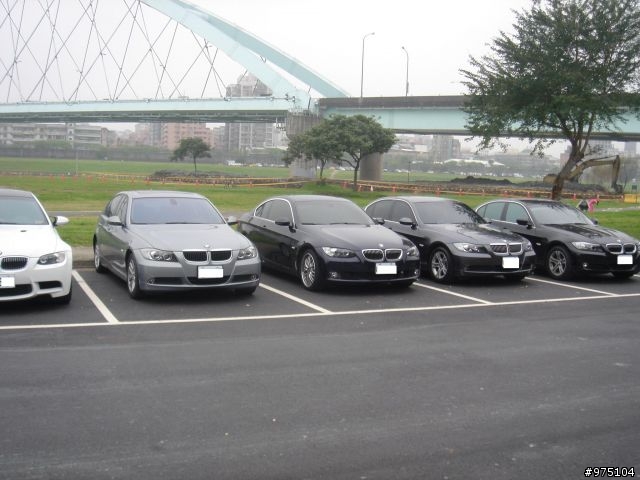 2010 mobile 3系列車聚照片更新