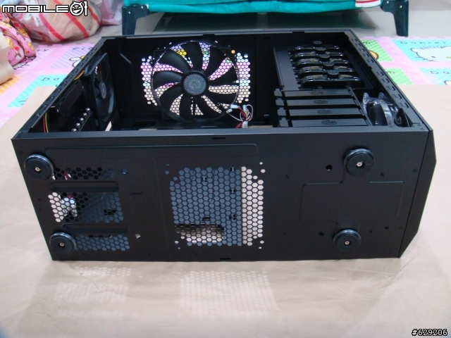 [黑化]CoolerMaster HAF922 開箱(圖多)
