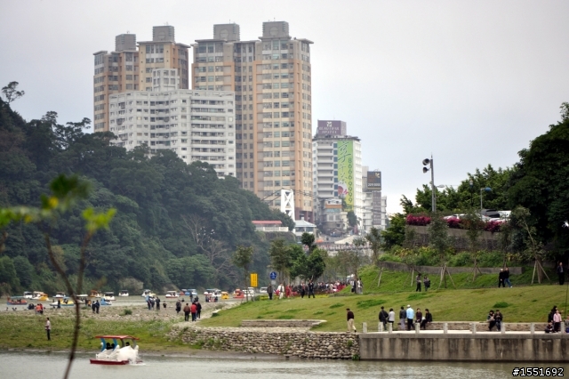 D90 的春節兼情人節即景：碧潭篇
