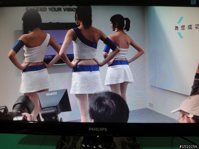 窮學生的HDMI螢幕 - Philips 221E1HSB