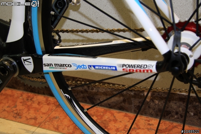 [開箱] 2010 KUOTA KOM ag2r 車隊版  ~~~  清新陽光 過年開箱