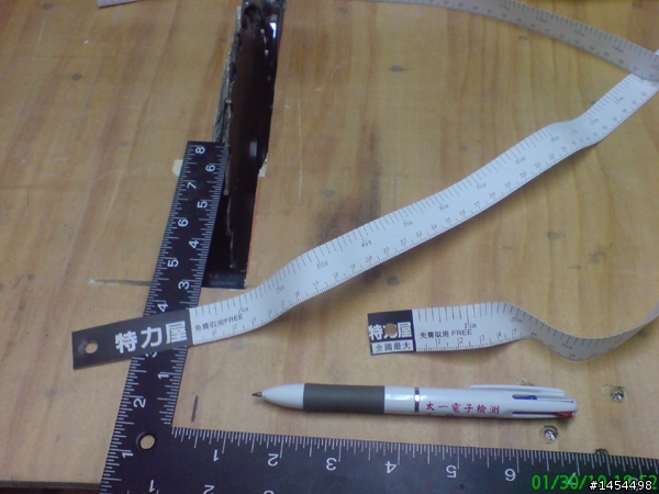 自行DIY改裝圓盤鋸成為小鋸臺