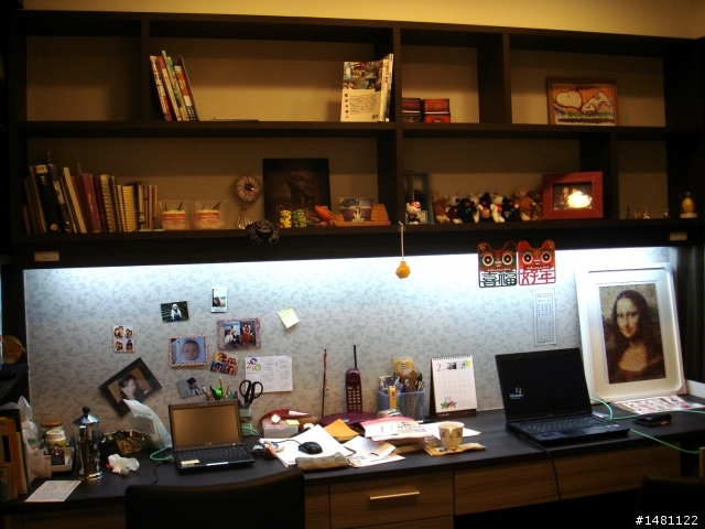 我的小窩 (updated, 客廳有時鐘了)