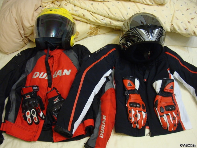 ~開箱~DAINESE SF TEX 四季防摔衣!!