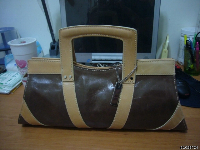 敗了 Kenneth Cole Reaction