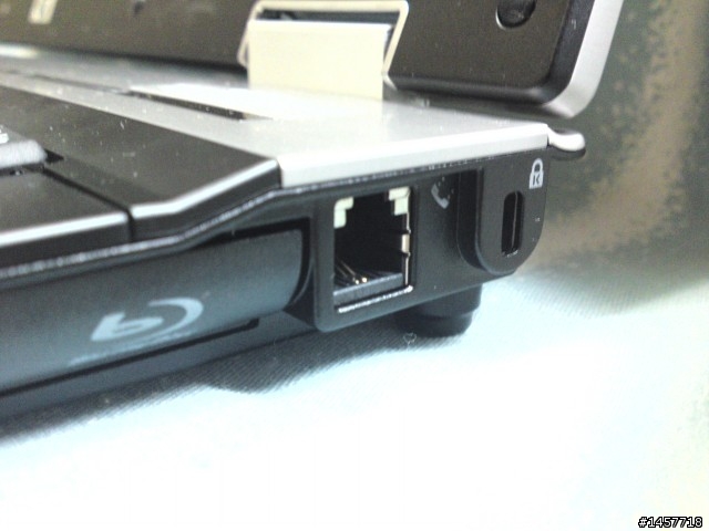 [開箱]HP EliteBook 8530w WB263PA