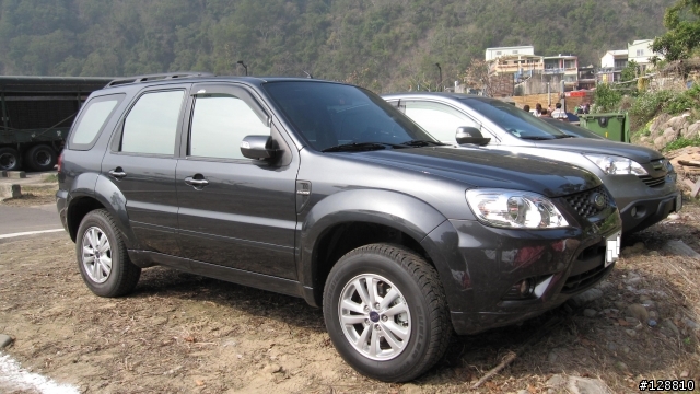 2010 ESCAPE 不專業開箱文