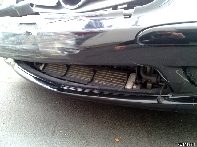 SL55 AMG 碰!!!!!! 唉...毀了