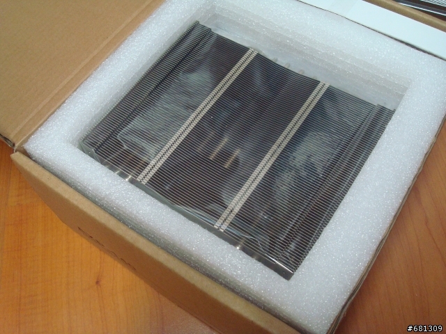 個人陣列伺服器分享~I7 920+ASUS P6X58D Permium+12GB DDR3 1600