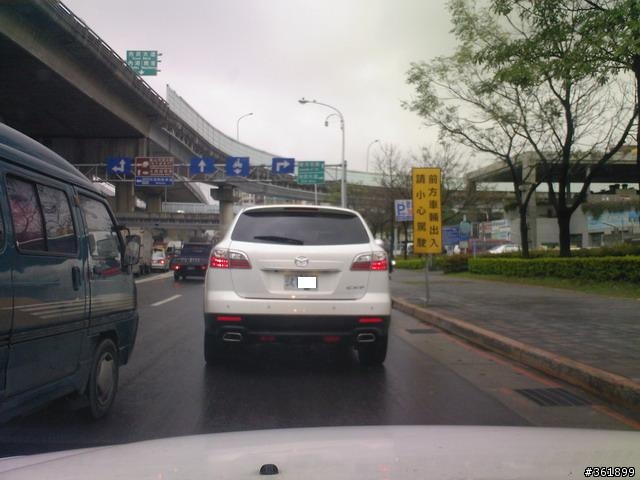 2/3早上~~~台北市巧遇CX-9.....