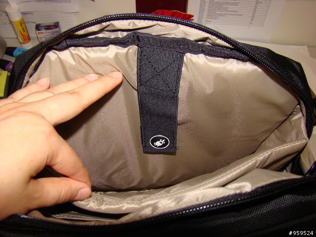 [開箱] Pacsafe Metro 300包
