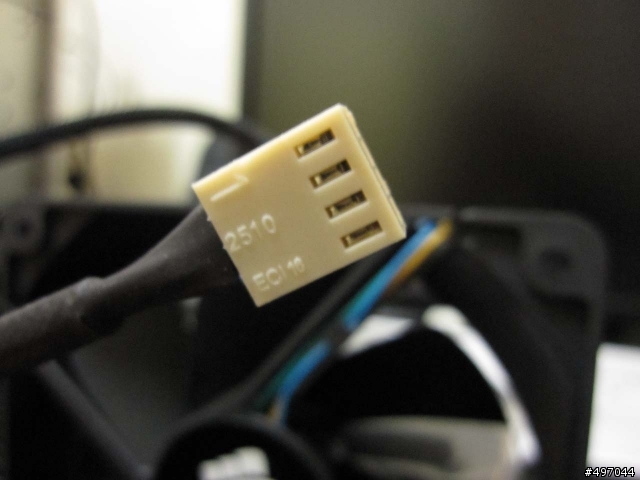 [開箱]Corsair H50簡易水冷散熱系統 開箱測試