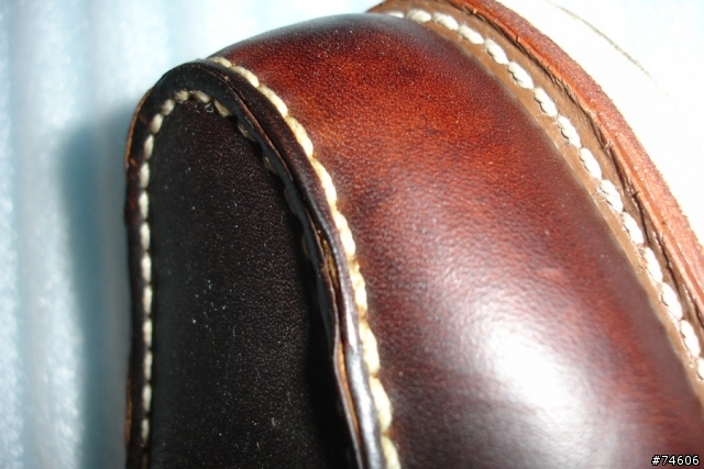Red Wing 鞋面縫線的裂痕