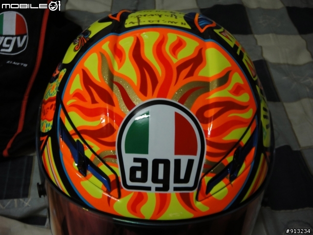 過年換新帽之AGV GP-TECH 簡單開箱