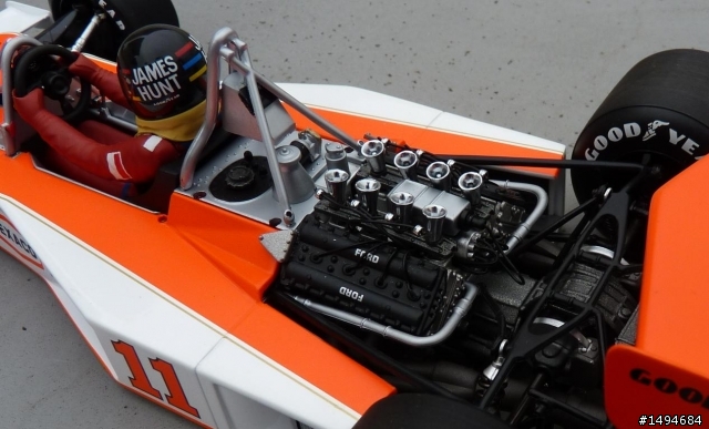 模型車收藏分享[028-Minichamps, 1/18, McLaren Ford M23, James Hunt, 1976]