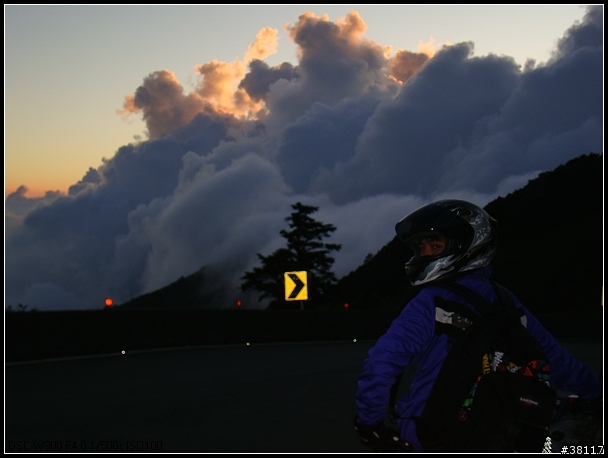 2009.07.29舊圖新貼~環島就是要這種好天氣才爽!(南橫+中橫)