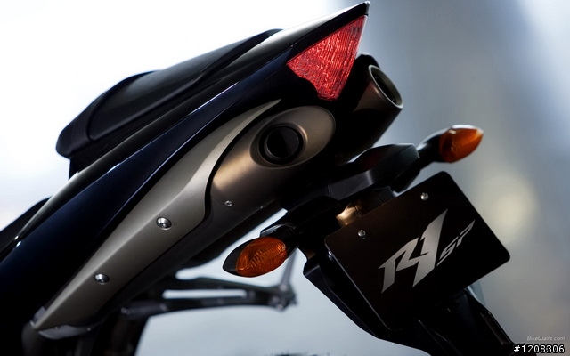 [開箱]GT125改YZF R1排氣管(02/20新增影音檔)