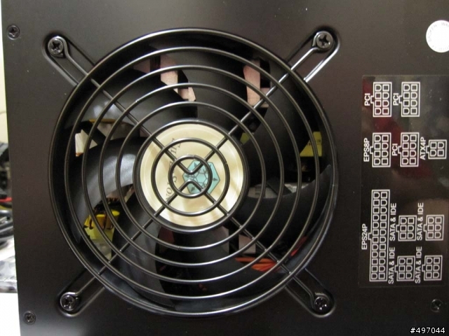 [開箱]SilverStone DA650 全模組化電源供應器 (就只有開箱)