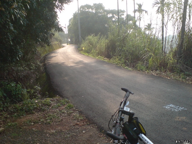 剛剛去探的新路(楠雅村)
