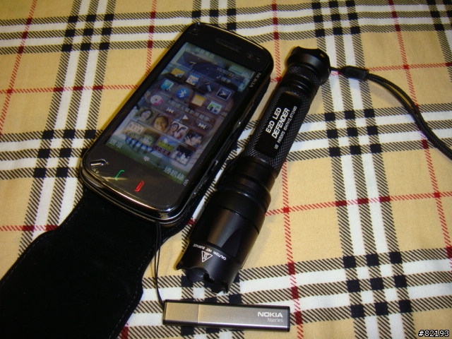 [開箱] NOKIA N97 (更新:買了超好用的專用皮套)