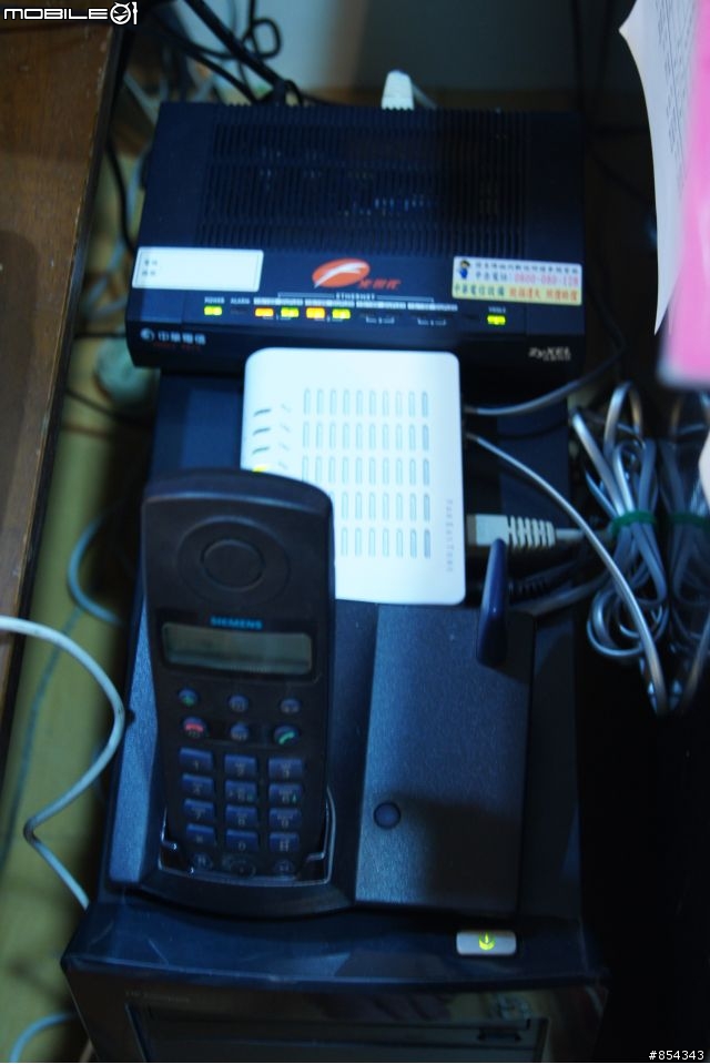 [開箱]SMCWBR14S-N4無線分享器 + 無線網卡 - Mobile01