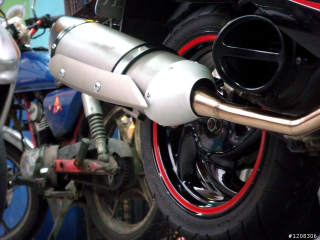 [開箱]GT125改YZF R1排氣管(02/20新增影音檔)