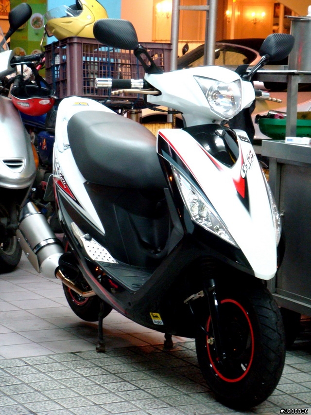 [開箱]GT125改YZF R1排氣管(02/20新增影音檔)