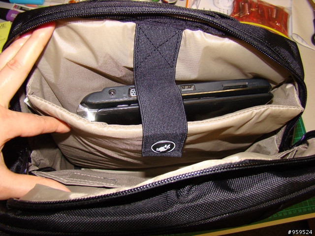 [開箱] Pacsafe Metro 300包