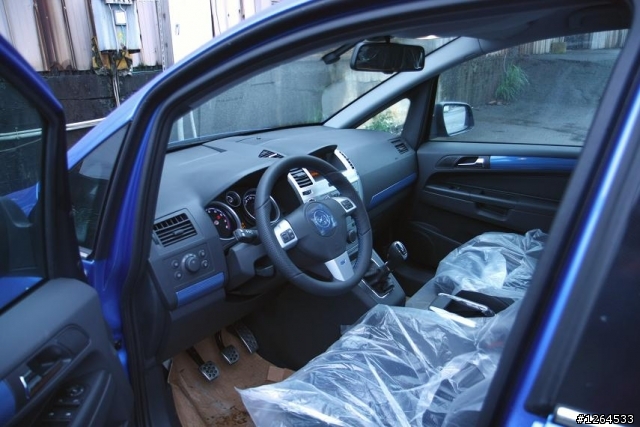 偽開箱文：Zafira OPC 6MT