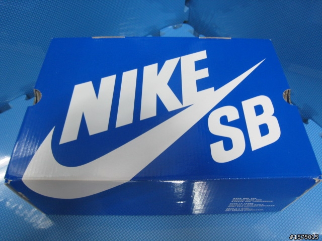 開箱文~NIKE SB 綠葉BLAZER