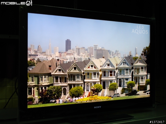 SONY BRAVIA 2010年LED背光新機種-美規KDL-46NX700 開箱