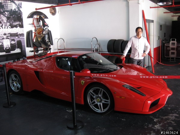 [分享]Ferrari Enzo直擊