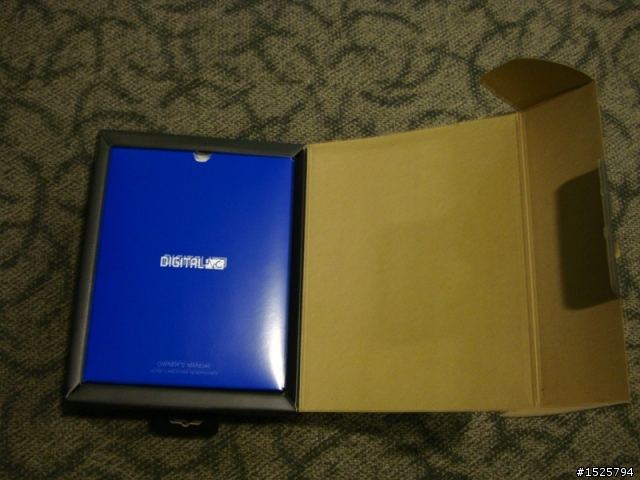 [開箱] 燒燙燙機場開箱 - SONY抗噪耳機 MDR-NC500D