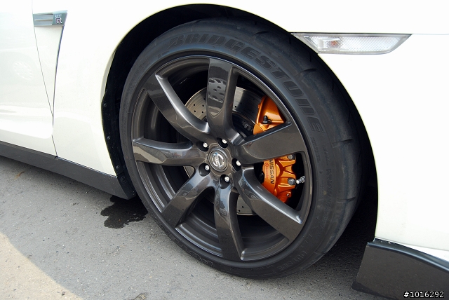 575、大黃蜂&R35 in夢時代