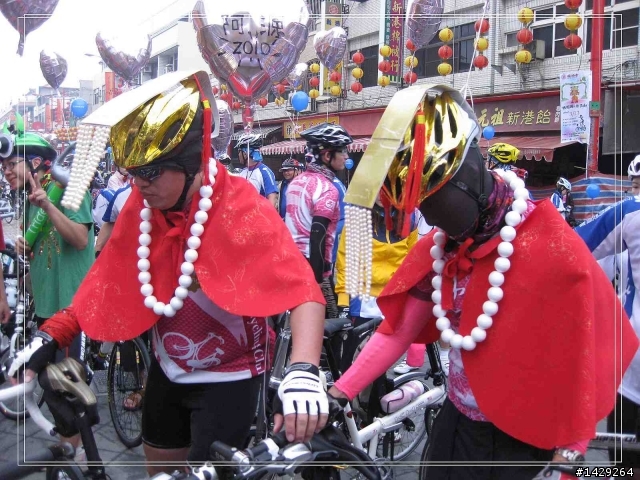 2010大甲媽祖萬人崇BIKE~