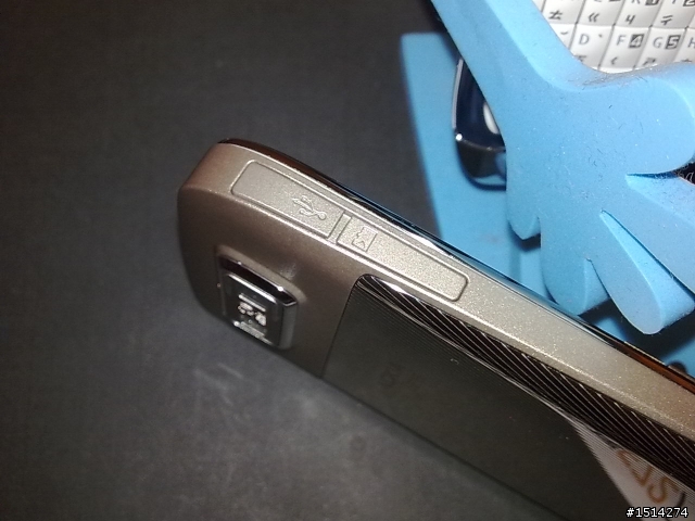 【開箱文】NOKIA E72 展現你無可取代的個人魅力~!