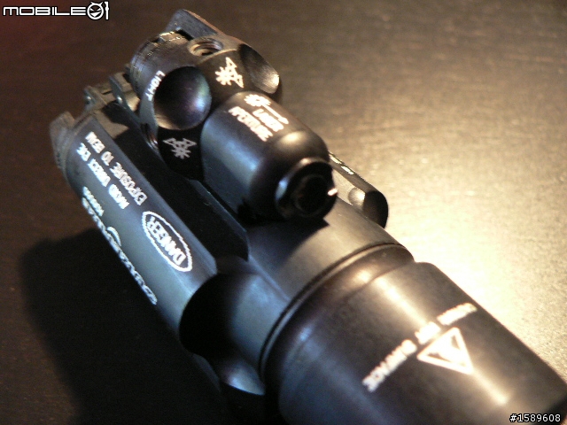 <開箱文>Surefire X400型雷射槍燈!