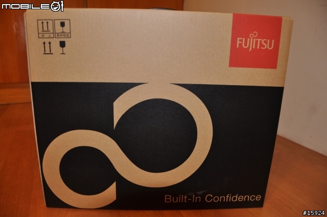[開箱] 人生第一台筆電 Fujitsu LifeBook SH560B