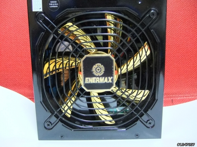 保銳 ENERMAX 金魔族 600W 不專業開箱