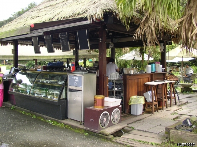 [照片分享]3/14 快樂羽球隊石碇-平溪 4+2約騎加碼5分山氣象站