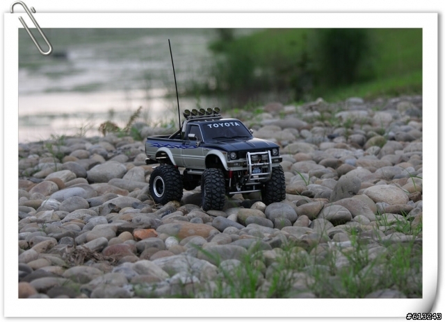 TAMIYA TOYOTA HILUX 像真車貨卡