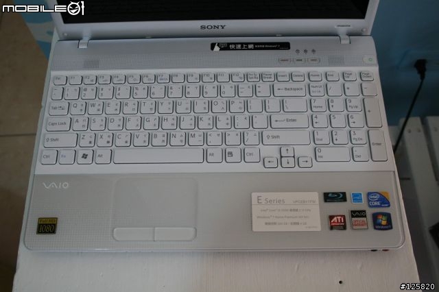 Sony Vaio  VPCEB17FW/W 等很久之簡易開箱文